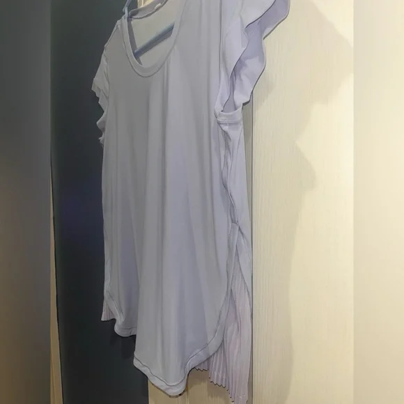 NWOT Lululemon Just Pleat It Short Sleeve Shirt Cool Breeze Size 6 - Picture 9 of 12